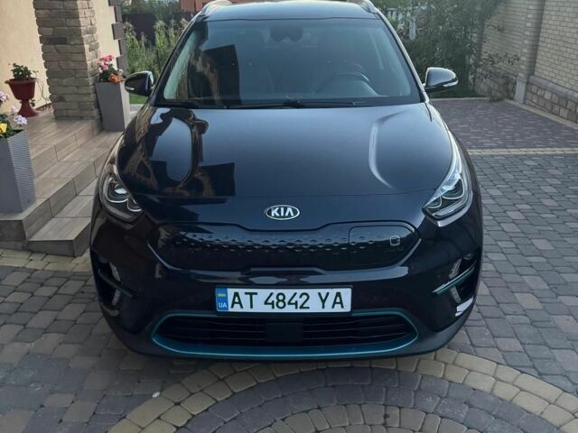 Киа Niro 2019 в Сторожинце на Automoto.ua Синий Киа Niro, объемом двигателя 0 л и пробегом 128 тыс. км за 20000 $, фото 7 на Automoto.ua