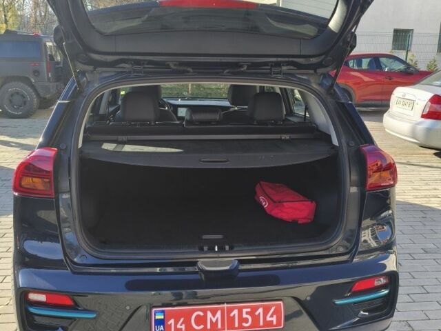 Синій Кіа Niro, об'ємом двигуна 0 л та пробігом 100 тис. км за 19300 $, фото 7 на Automoto.ua