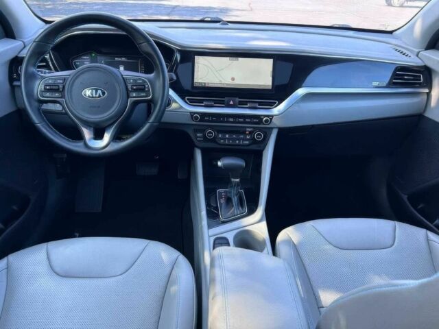 Киа Niro 2020 в Хмельницком на Automoto.ua Синий Киа Niro, объемом двигателя 1.6 л и пробегом 43 тыс. км за 8000 $, фото 6 на Automoto.ua