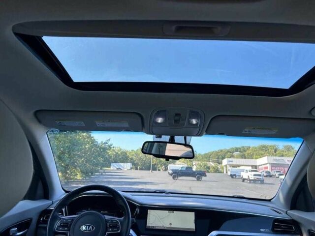 Киа Niro 2020 в Хмельницком на Automoto.ua Синий Киа Niro, объемом двигателя 1.6 л и пробегом 43 тыс. км за 8000 $, фото 7 на Automoto.ua