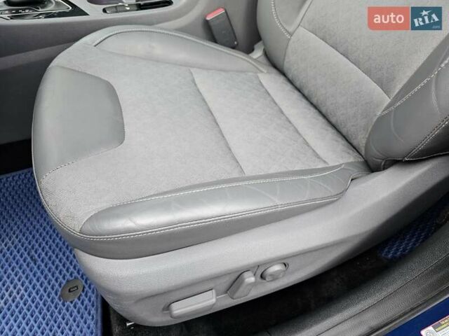 Синий Киа Niro, объемом двигателя 1.58 л и пробегом 179 тыс. км за 14400 $, фото 25 на Automoto.ua