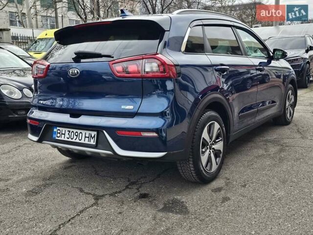 Синий Киа Niro, объемом двигателя 1.58 л и пробегом 179 тыс. км за 14400 $, фото 8 на Automoto.ua