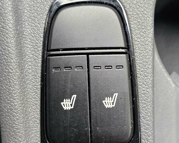 Синий Киа Niro, объемом двигателя 1.58 л и пробегом 179 тыс. км за 14400 $, фото 32 на Automoto.ua