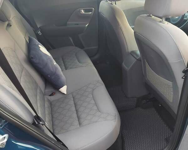 Синий Киа Niro, объемом двигателя 1.58 л и пробегом 160 тыс. км за 14200 $, фото 15 на Automoto.ua