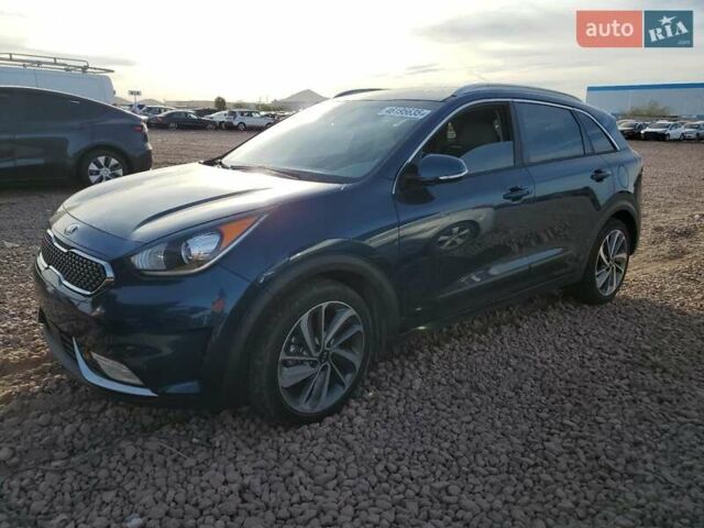 Синий Киа Niro, объемом двигателя 1.58 л и пробегом 122 тыс. км за 2400 $, фото 1 на Automoto.ua