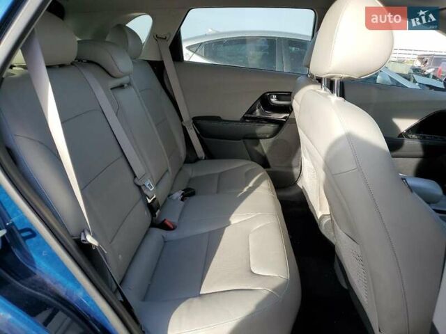 Синий Киа Niro, объемом двигателя 1.58 л и пробегом 122 тыс. км за 2400 $, фото 10 на Automoto.ua