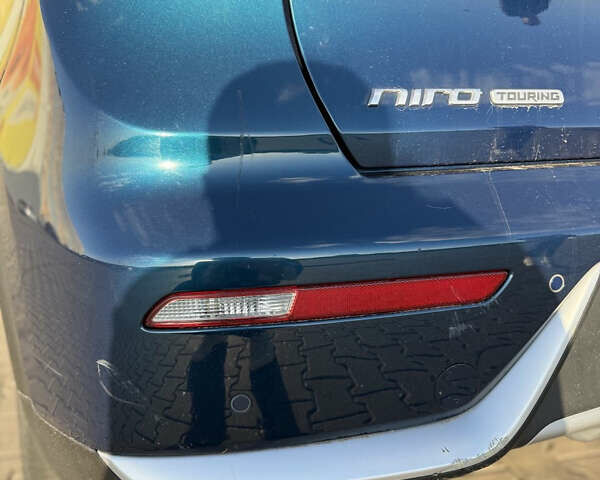 Синий Киа Niro, объемом двигателя 1.59 л и пробегом 114 тыс. км за 19000 $, фото 9 на Automoto.ua