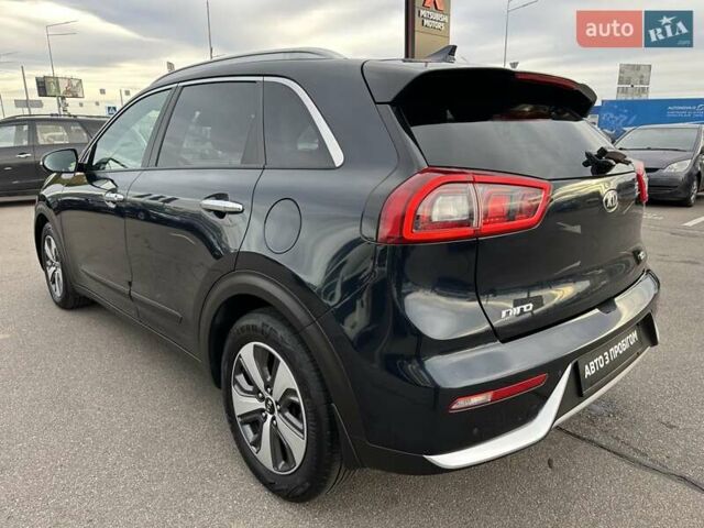 Синий Киа Niro, объемом двигателя 1.58 л и пробегом 119 тыс. км за 18300 $, фото 5 на Automoto.ua