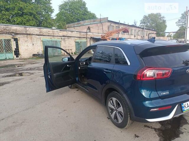 Синій Кіа Niro, об'ємом двигуна 1.6 л та пробігом 175 тис. км за 15700 $, фото 6 на Automoto.ua