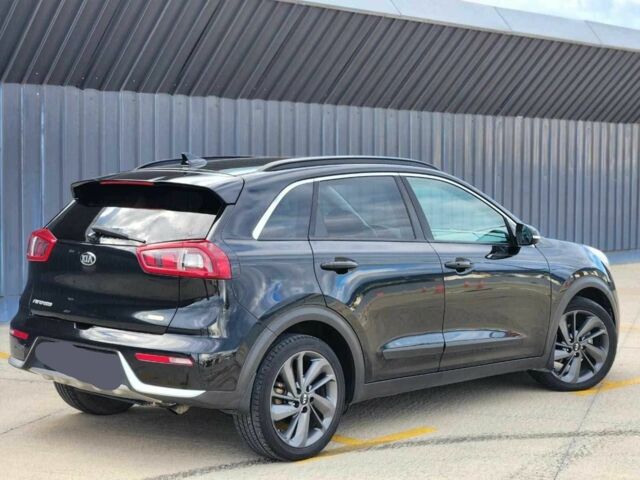 Синий Киа Niro, объемом двигателя 1.6 л и пробегом 265 тыс. км за 12300 $, фото 6 на Automoto.ua