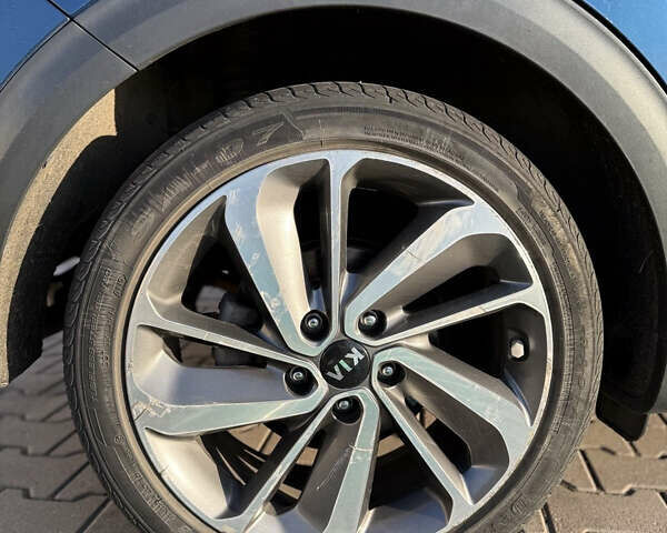 Синий Киа Niro, объемом двигателя 1.59 л и пробегом 114 тыс. км за 19000 $, фото 22 на Automoto.ua
