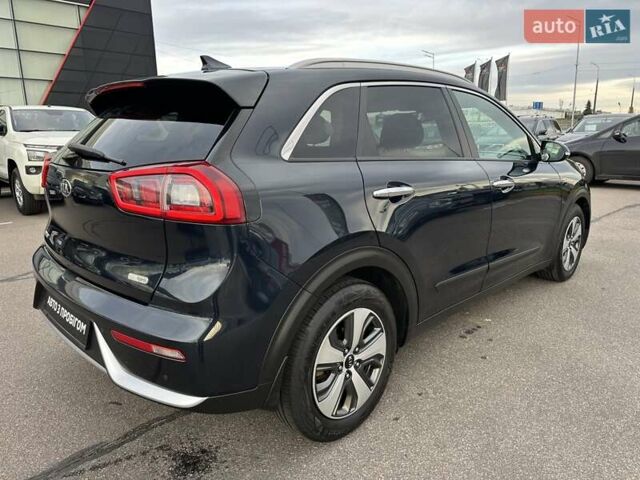 Синий Киа Niro, объемом двигателя 1.58 л и пробегом 119 тыс. км за 18300 $, фото 7 на Automoto.ua