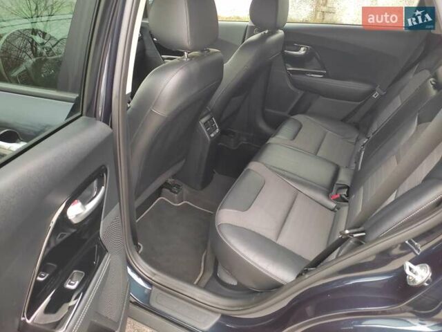 Синий Киа Niro, объемом двигателя 1.58 л и пробегом 219 тыс. км за 16200 $, фото 40 на Automoto.ua