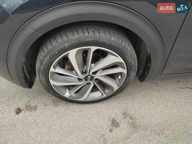 Синий Киа Niro, объемом двигателя 1.58 л и пробегом 219 тыс. км за 16200 $, фото 12 на Automoto.ua