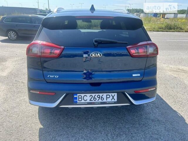 Синій Кіа Niro, об'ємом двигуна 1.59 л та пробігом 62 тис. км за 18700 $, фото 2 на Automoto.ua