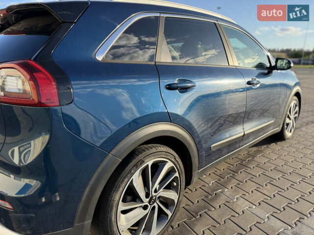 Синий Киа Niro, объемом двигателя 1.59 л и пробегом 114 тыс. км за 19000 $, фото 6 на Automoto.ua