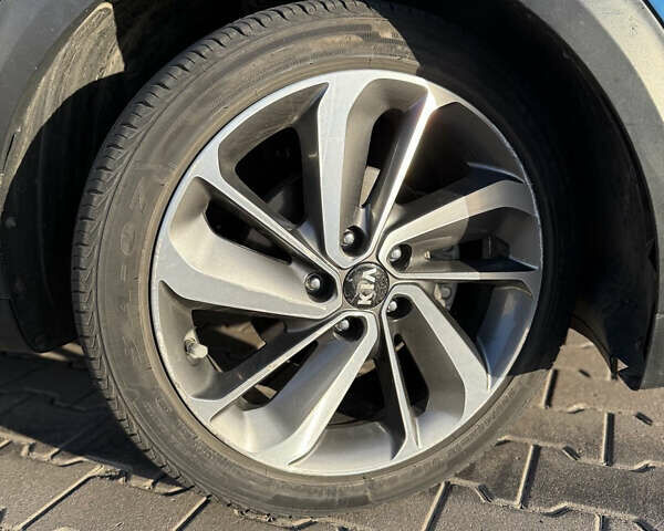 Синий Киа Niro, объемом двигателя 1.59 л и пробегом 114 тыс. км за 19000 $, фото 20 на Automoto.ua