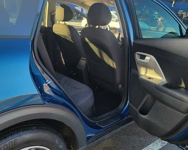 Синій Кіа Niro, об'ємом двигуна 1.58 л та пробігом 146 тис. км за 14700 $, фото 9 на Automoto.ua