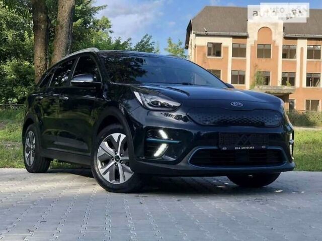 Синій Кіа Niro, об'ємом двигуна 0 л та пробігом 106 тис. км за 27400 $, фото 2 на Automoto.ua