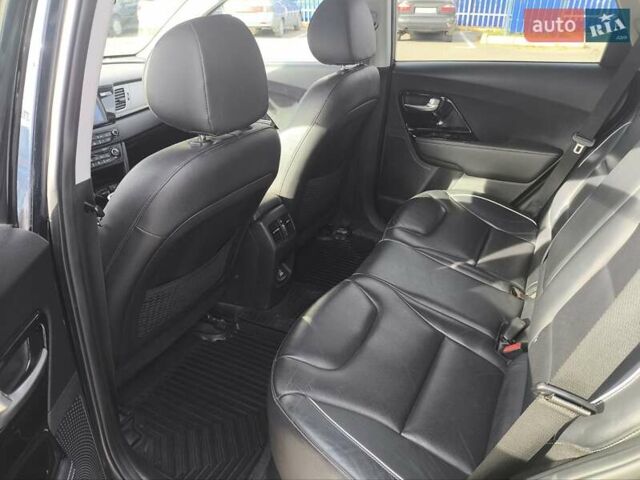 Синий Киа Niro, объемом двигателя 0 л и пробегом 128 тыс. км за 19300 $, фото 10 на Automoto.ua