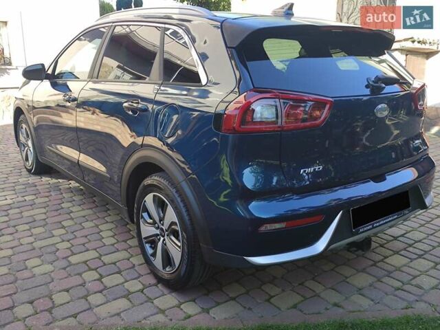 Синий Киа Niro, объемом двигателя 1.6 л и пробегом 177 тыс. км за 17200 $, фото 8 на Automoto.ua
