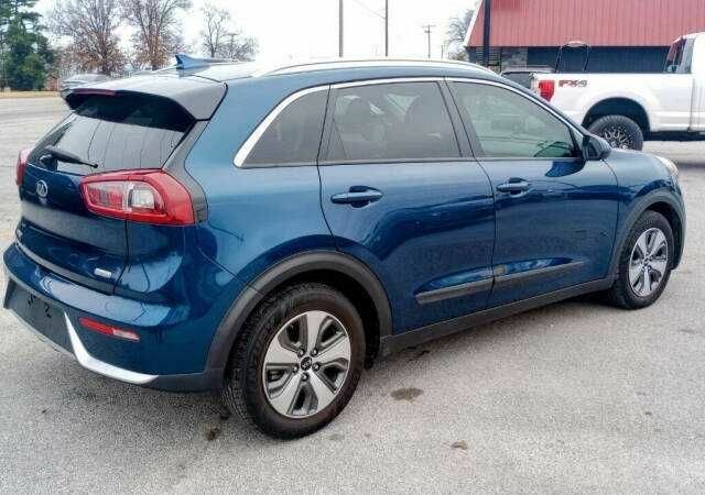 Синий Киа Niro, объемом двигателя 1.6 л и пробегом 45 тыс. км за 3600 $, фото 2 на Automoto.ua