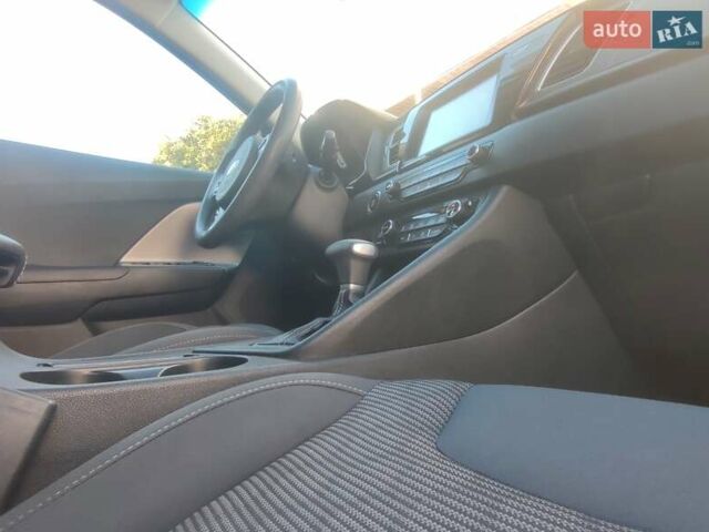 Синий Киа Niro, объемом двигателя 1.6 л и пробегом 177 тыс. км за 17200 $, фото 35 на Automoto.ua