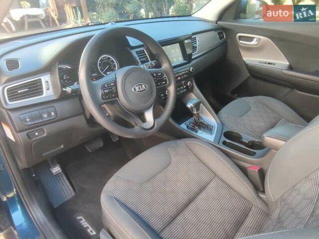 Синий Киа Niro, объемом двигателя 1.6 л и пробегом 177 тыс. км за 17200 $, фото 29 на Automoto.ua