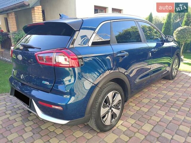 Синий Киа Niro, объемом двигателя 1.6 л и пробегом 177 тыс. км за 17200 $, фото 16 на Automoto.ua