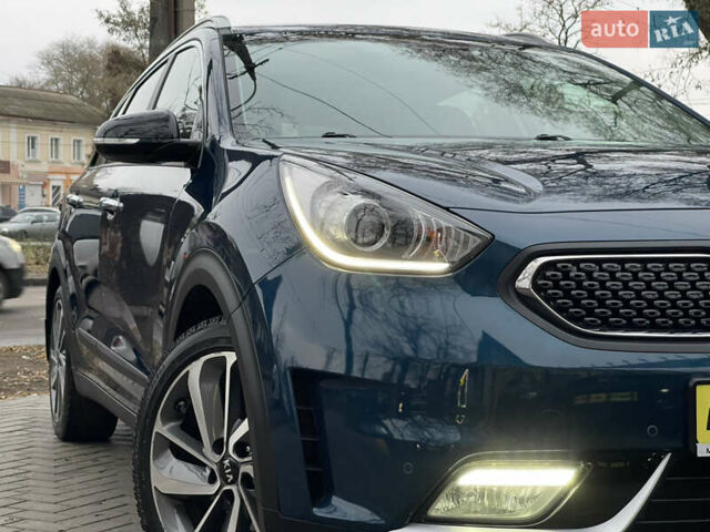 Синій Кіа Niro, об'ємом двигуна 1.58 л та пробігом 92 тис. км за 19800 $, фото 8 на Automoto.ua