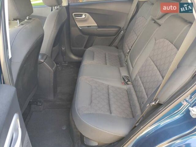 Синий Киа Niro, объемом двигателя 1.6 л и пробегом 177 тыс. км за 17200 $, фото 56 на Automoto.ua