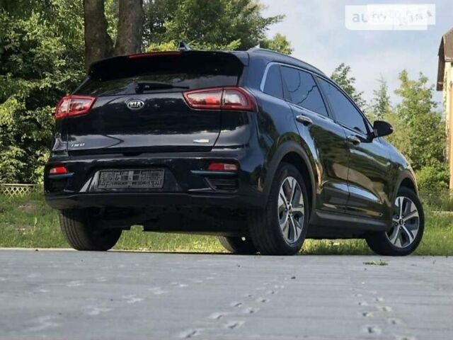 Синій Кіа Niro, об'ємом двигуна 0 л та пробігом 106 тис. км за 27400 $, фото 26 на Automoto.ua