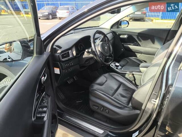 Синий Киа Niro, объемом двигателя 0 л и пробегом 128 тыс. км за 19300 $, фото 7 на Automoto.ua