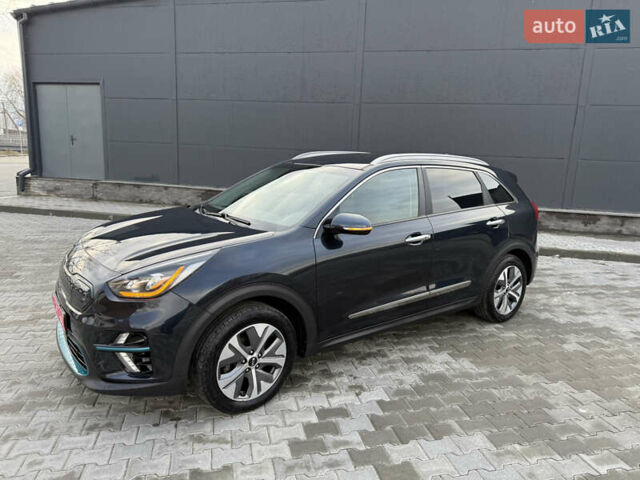 Синий Киа Niro, объемом двигателя 0 л и пробегом 168 тыс. км за 16800 $, фото 19 на Automoto.ua