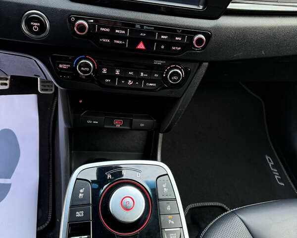 Синий Киа Niro, объемом двигателя 0 л и пробегом 168 тыс. км за 16800 $, фото 25 на Automoto.ua