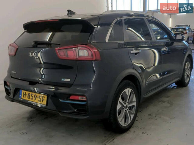 Синий Киа Niro, объемом двигателя 0 л и пробегом 155 тыс. км за 18650 $, фото 125 на Automoto.ua
