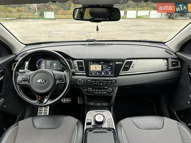 Синий Киа Niro, объемом двигателя 0 л и пробегом 120 тыс. км за 14999 $, фото 30 на Automoto.ua