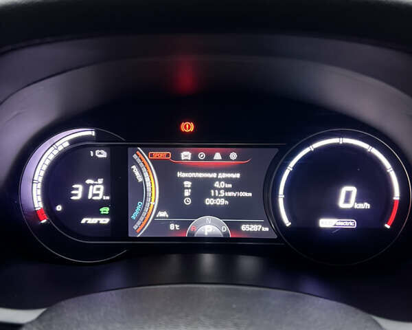 Синій Кіа Niro, об'ємом двигуна 0 л та пробігом 65 тис. км за 18500 $, фото 22 на Automoto.ua