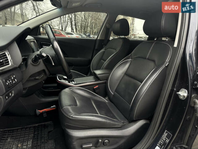 Синій Кіа Niro, об'ємом двигуна 0 л та пробігом 83 тис. км за 18700 $, фото 35 на Automoto.ua