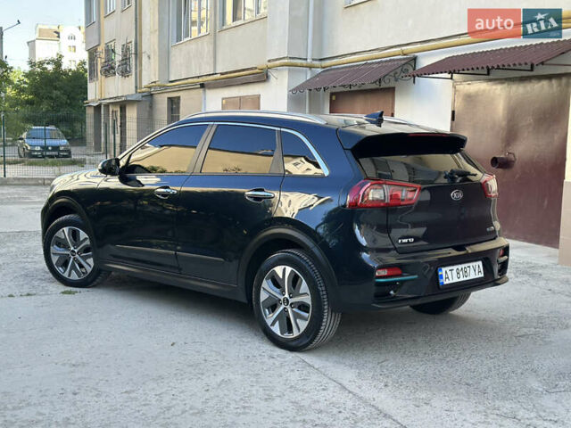 Киа Niro 2019 в Ивано-Франковске на Automoto.ua Синий Киа Niro, объемом двигателя 0 л и пробегом 155 тыс. км за 18650 $, фото 24 на Automoto.ua