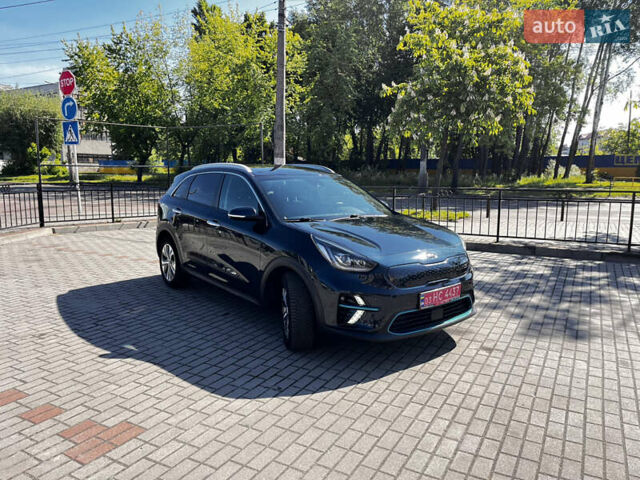 Синий Киа Niro, объемом двигателя 0 л и пробегом 64 тыс. км за 20550 $, фото 9 на Automoto.ua