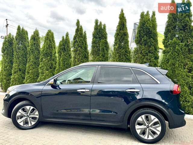 Синий Киа Niro, объемом двигателя 0 л и пробегом 88 тыс. км за 17777 $, фото 13 на Automoto.ua