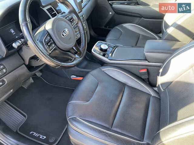 Синий Киа Niro, объемом двигателя 0 л и пробегом 129 тыс. км за 17999 $, фото 26 на Automoto.ua