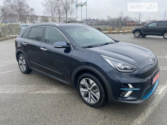 Синій Кіа Niro, об'ємом двигуна 0 л та пробігом 155 тис. км за 19999 $, фото 18 на Automoto.ua