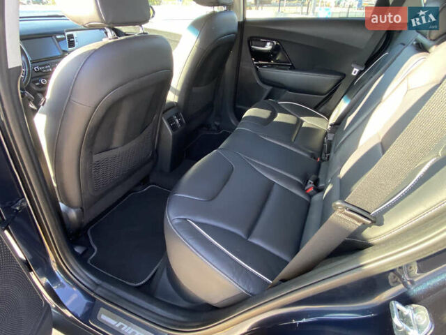 Синий Киа Niro, объемом двигателя 0 л и пробегом 129 тыс. км за 17999 $, фото 21 на Automoto.ua