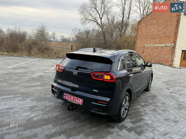 Синий Киа Niro, объемом двигателя 0 л и пробегом 168 тыс. км за 16800 $, фото 6 на Automoto.ua