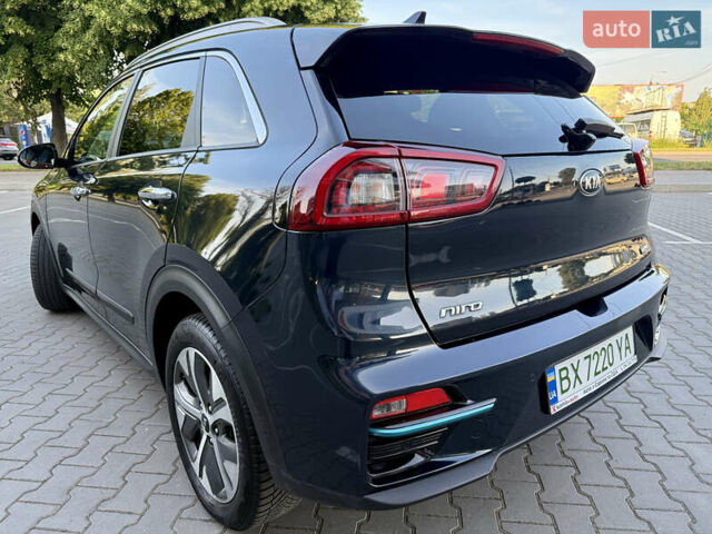 Синій Кіа Niro, об'ємом двигуна 0 л та пробігом 192 тис. км за 17386 $, фото 11 на Automoto.ua