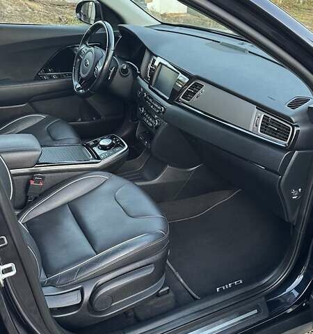 Киа Niro 2019 в Харькове на Automoto.ua Синий Киа Niro, объемом двигателя 0 л и пробегом 132 тыс. км за 18400 $, фото 24 на Automoto.ua