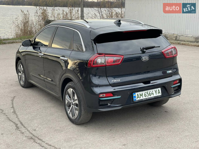 Синій Кіа Niro, об'ємом двигуна 0 л та пробігом 130 тис. км за 18455 $, фото 21 на Automoto.ua