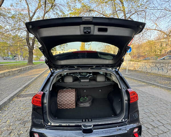 Синий Киа Niro, объемом двигателя 1.6 л и пробегом 52 тыс. км за 19800 $, фото 27 на Automoto.ua